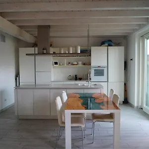Apartment Charme Lake Loft, Ispra